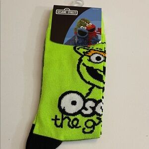 Sesame Street Neon Green Oscar The Grouch Socks NWT Official Merchandise